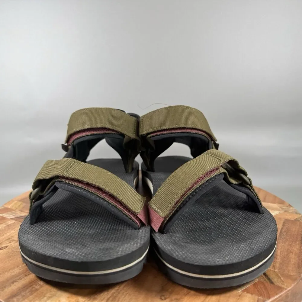 S Teva‎ Men's 11 Universal Trail Total Eclipse Sandals Green 1106786